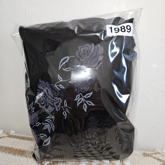 Vintage 90s Y2K Black Velvet Dress Floral Design Midi Maxi Long Whimsigoth Fairy - Picture 12 of 12